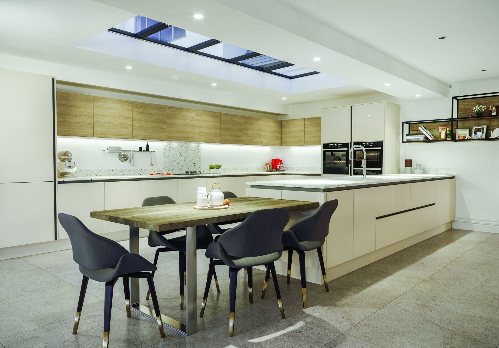 Mala Gloss Porcelain & Strato Buff